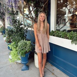 Meet your Posher, Raegan